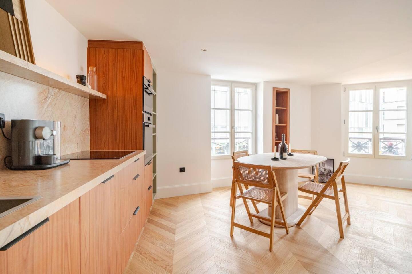 Appartement Luxueux -Saint Germain Des Pres - Centre De Paris Bagian luar foto